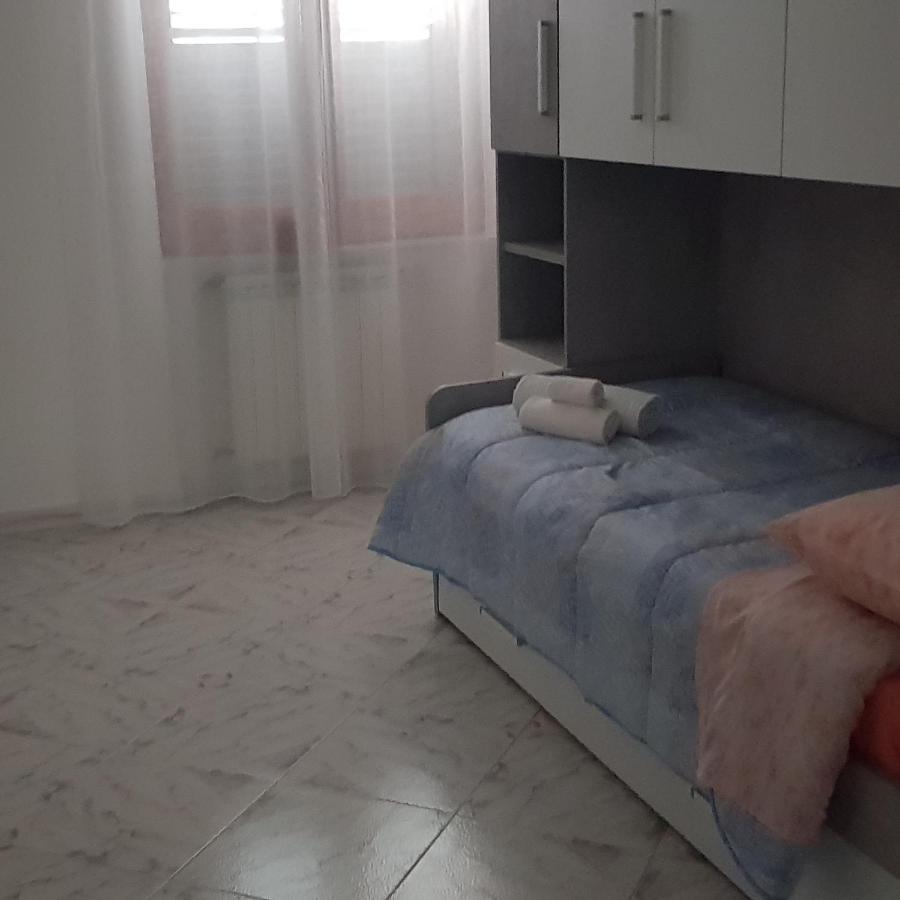 B&B A Casa Di Anto Еболи Екстериор снимка